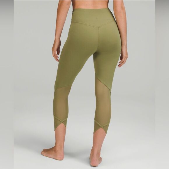 Lululemon Nulu and crisscross mesh stirrup leggings size 4 - Picture 5 of 8